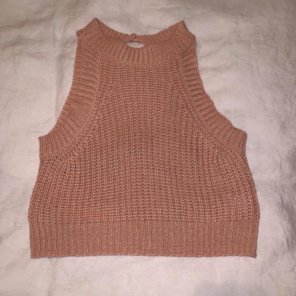 Cropped Sweater Halter Top